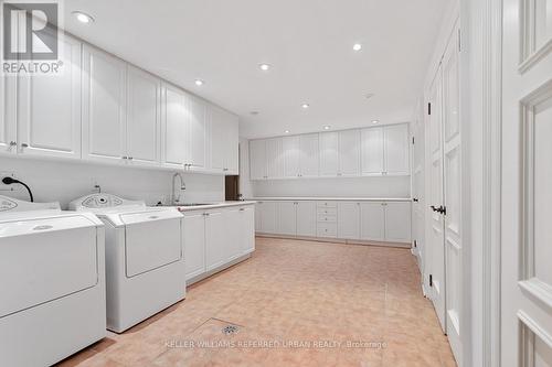 19 Forest Glen Cres, Toronto, ON - Indoor Photo Showing Laundry Room