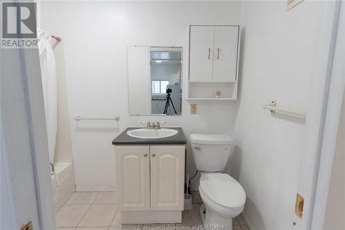 126 Gray Street, Chatham, ON - Indoor Photo Showing Bathroom