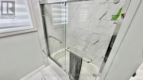 379 Isaac Street, South Bruce Peninsula, ON - Indoor Photo Showing Bathroom
