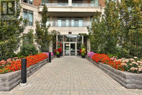 630 - 2480 Prince Michael Drive, Oakville, ON - Outdoor With Balcony