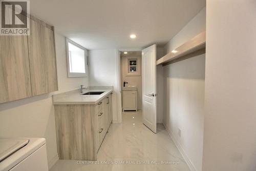 224 Lawrence Ave W, Toronto, ON - Indoor