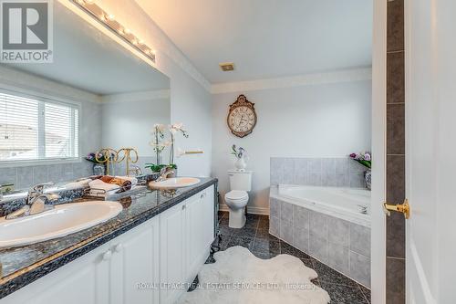 #Upper -1038 Agram Dr, Oakville, ON - Indoor Photo Showing Bathroom