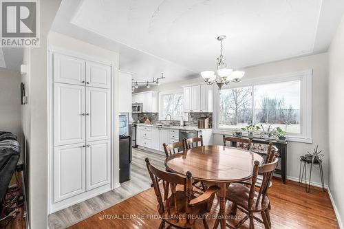 2335 Hamilton Road, Quinte West, ON - Indoor Photo Showing Dining Room