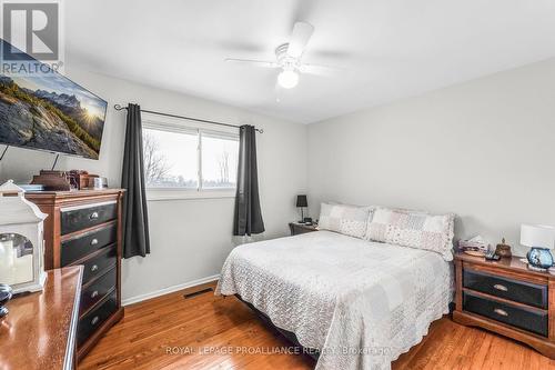 2335 Hamilton Road, Quinte West, ON - Indoor Photo Showing Bedroom