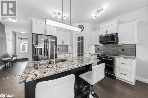 39 Deacon Place, Belleville, ON - Indoor Photo Showing Kitchen With Stainless Steel Kitchen With Upgraded Kitchen