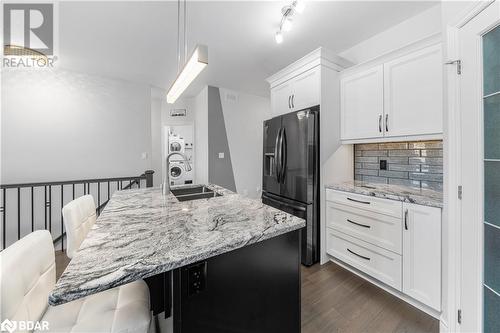 39 Deacon Place, Belleville, ON - Indoor Photo Showing Kitchen With Upgraded Kitchen