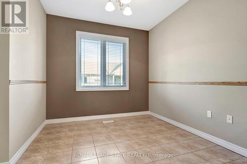 4 Mckinnell Lane, Hamilton, ON - Indoor Photo Showing Other Room