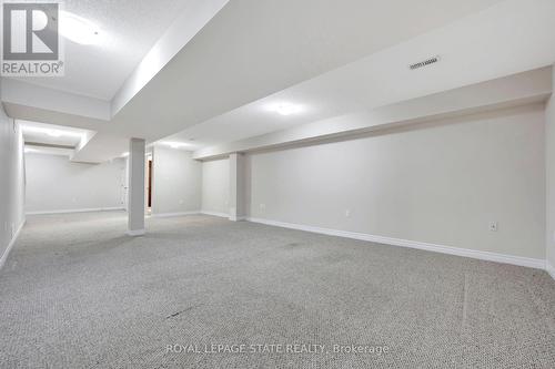 4 Mckinnell Lane, Hamilton, ON - Indoor Photo Showing Other Room