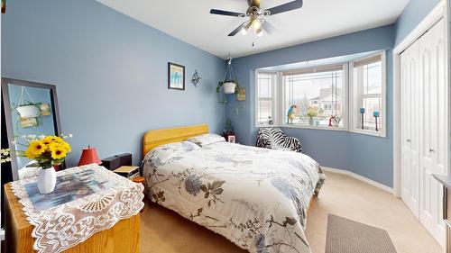 117 16Th Street S, Cranbrook, BC - Indoor Photo Showing Bedroom