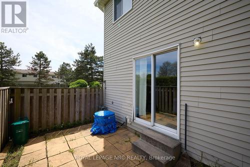 98 - 8141 Coventry Road, Niagara Falls, ON - Outdoor