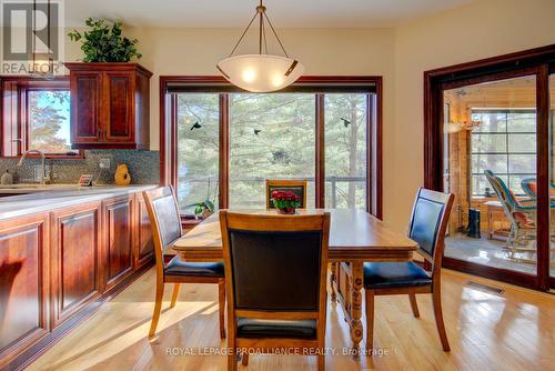 338 Moulton Farm Lane, Rideau Lakes, ON - Indoor Photo Showing Dining Room