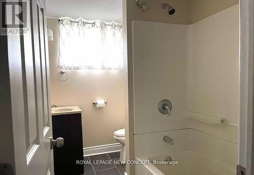 3522 Edinburgh Rd, Fort Erie, ON - Indoor Photo Showing Bathroom