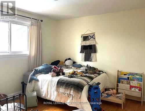 3522 Edinburgh Road, Fort Erie, ON - Indoor Photo Showing Bedroom