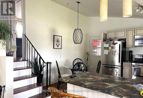 3522 Edinburgh Rd, Fort Erie, ON - Indoor Photo Showing Kitchen