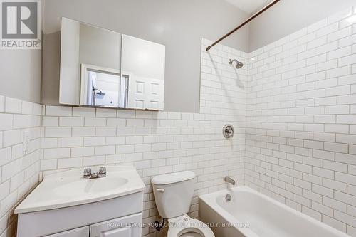 24 Spruce St, Uxbridge, ON - Indoor Photo Showing Bathroom
