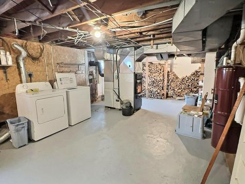 Other - 204 4E Avenue, Belleterre, QC - Indoor Photo Showing Laundry Room