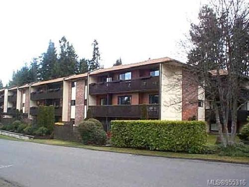 305-130 Sunningdale Rd East, Qualicum Beach, BC - Outdoor With Balcony