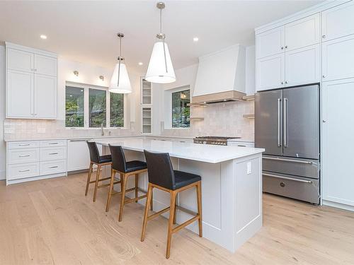 3480 Goodrich Rd, Nanoose Bay, BC - Indoor Photo Showing Kitchen With Upgraded Kitchen