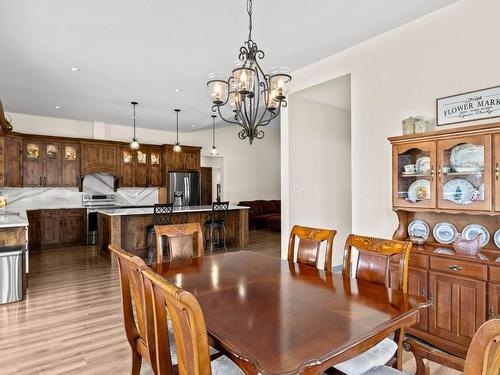 1550 Williams Cres, Merritt, BC - Indoor Photo Showing Dining Room