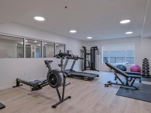 402-2345 Butt Road, West Kelowna, BC - Indoor Photo Showing Gym Room