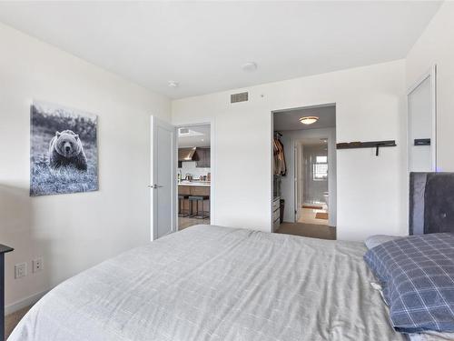 406-485 Groves Avenue, Kelowna, BC - Indoor Photo Showing Bedroom