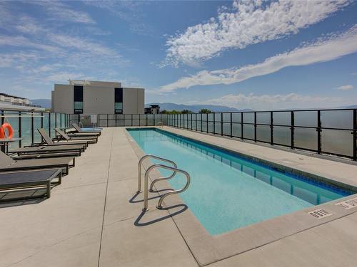 406-485 Groves Avenue, Kelowna, BC - Outdoor With In Ground Pool With View