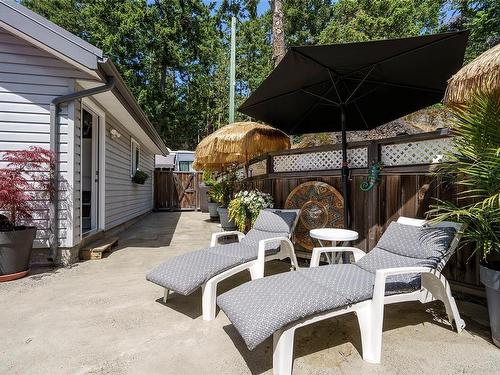 38227 Schooner Way, Pender Island, BC - Outdoor With Deck Patio Veranda With Exterior