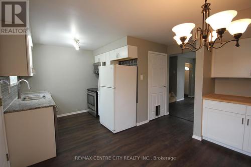 #74 -40 Tiffany Dr, London, ON - Indoor Photo Showing Laundry Room