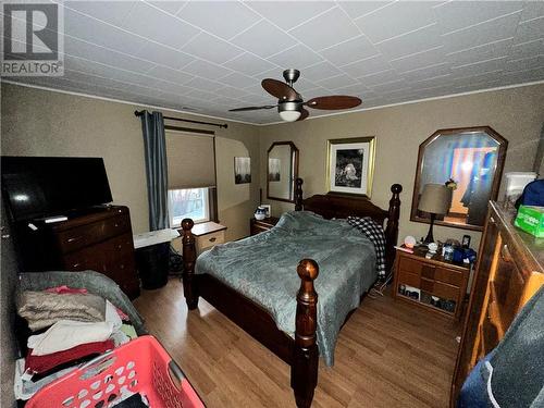 227 Alice Street, Cornwall, ON - Indoor Photo Showing Bedroom