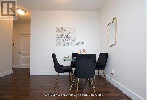 1712 - 223 Webb Drive, Mississauga, ON - Indoor Photo Showing Dining Room