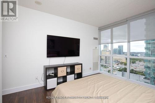 1712 - 223 Webb Drive, Mississauga, ON - Indoor Photo Showing Bedroom