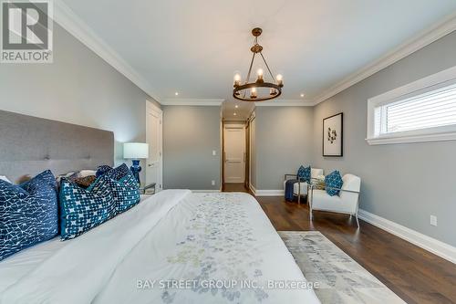 266 Weighton Drive, Oakville, ON - Indoor Photo Showing Bedroom