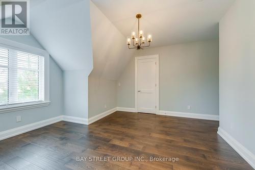 266 Weighton Drive, Oakville, ON - Indoor Photo Showing Other Room