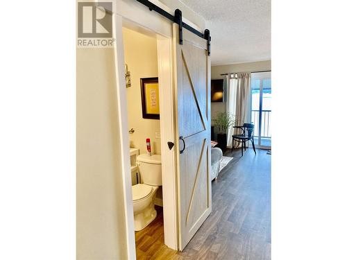 7732 Squilax-Anglemont Road Unit# 7, Anglemont, BC - Indoor