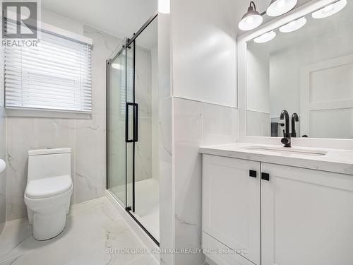 42 Lockerbie Ave, Toronto, ON - Indoor Photo Showing Bathroom