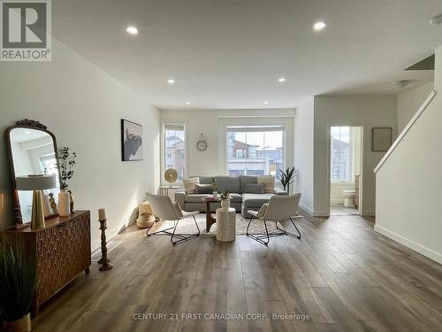 #32 -1781 Henrica Ave, London, ON - Indoor Photo Showing Other Room