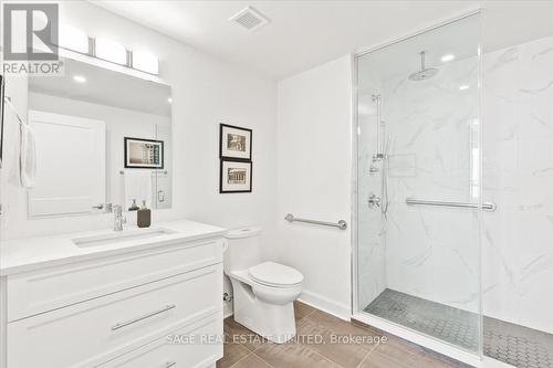 #409 -129 South St, Gananoque, ON - Indoor Photo Showing Bathroom