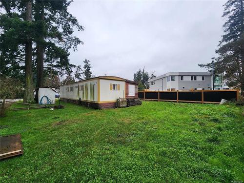 592 Heatherly Rd, Colwood, BC - Outdoor With Backyard