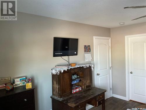 810 Centre Street, Meadow Lake, SK - Indoor Photo Showing Other Room
