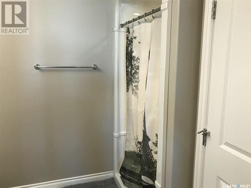 810 Centre Street, Meadow Lake, SK - Indoor Photo Showing Bathroom