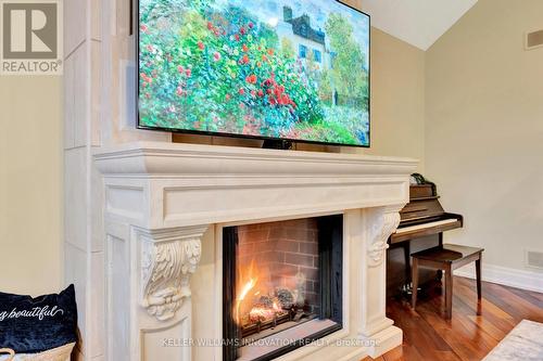 905 Riverstone Crt, Kitchener, ON - Indoor With Fireplace