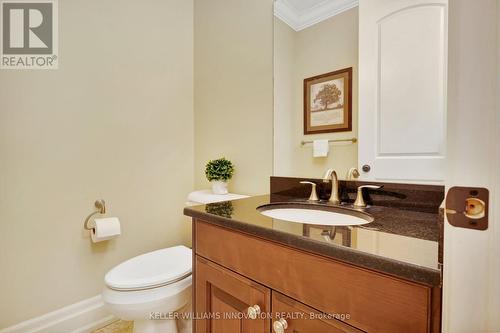 905 Riverstone Crt, Kitchener, ON - Indoor Photo Showing Bathroom