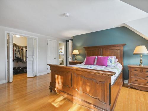 Master bedroom - 114 Av. Astoria, Pointe-Claire, QC - Indoor Photo Showing Bedroom