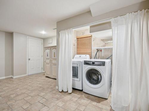 Laundry room - 114 Av. Astoria, Pointe-Claire, QC - Indoor Photo Showing Laundry Room