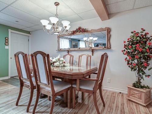 Family room - 101 Rue Goodz, Sainte-Sophie, QC - Indoor Photo Showing Dining Room
