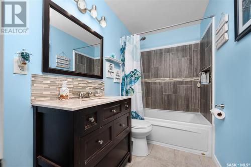 4 Saskatchewan Avenue, Tuxford, SK - Indoor Photo Showing Bathroom