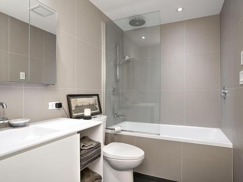 Salle de bains - 529-1616 Rue Des Bassins, Montréal (Le Sud-Ouest), QC - Indoor Photo Showing Bathroom