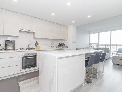 1505-777 Herald St, Victoria, BC - Indoor Photo Showing Kitchen With Upgraded Kitchen