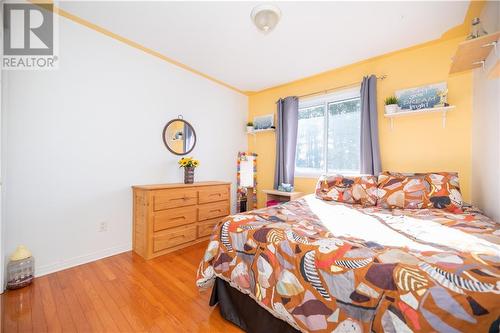 499 Sheppard Avenue, Pembroke, ON - Indoor Photo Showing Bedroom