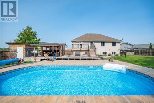 499 Sheppard Avenue, Pembroke, ON - Outdoor With In Ground Pool With Backyard
